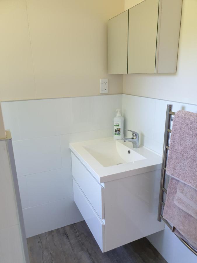 Peace And Tranquility Awaits - One Tree Point Appartement Ruakaka Buitenkant foto